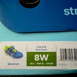 New with tags stride rite 8w m2p bolt blue/neon
